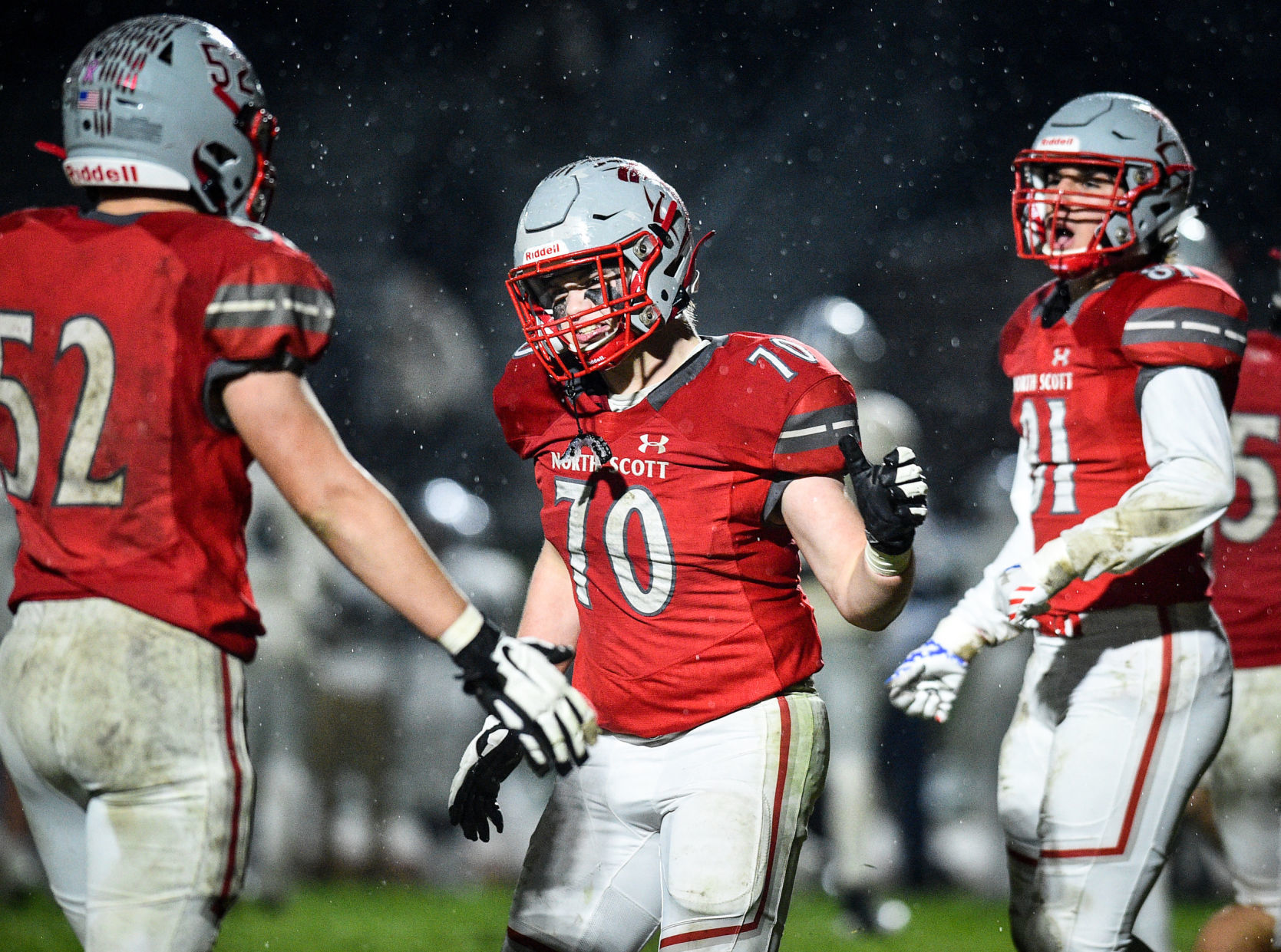 110119-qct-spt-ns-xavier-fball-037a.jpg